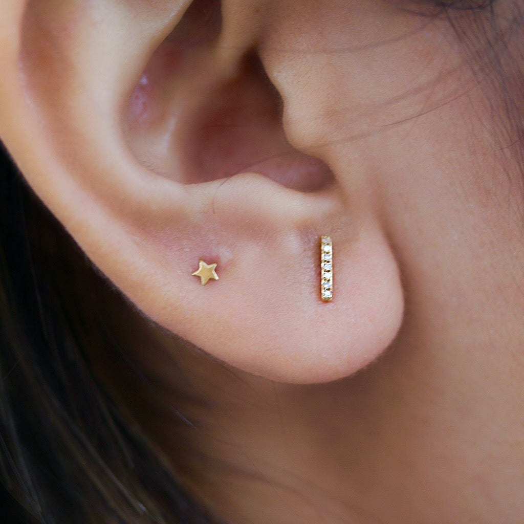 Buy Diamond Stud Earrings for women 0.06 carat tw Small/Tiny 14K White Gold  earstuds (J, I1) at Amazon.in
